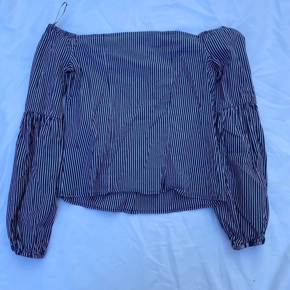 Express navy & white off shoulder blouse - Picture 3 of 5